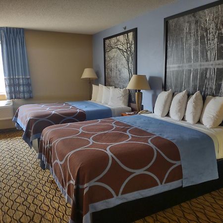 ซูเปอร์ 8 บาย วินด์แฮม เอเดรียน Hotel Adrian ภายนอก รูปภาพ